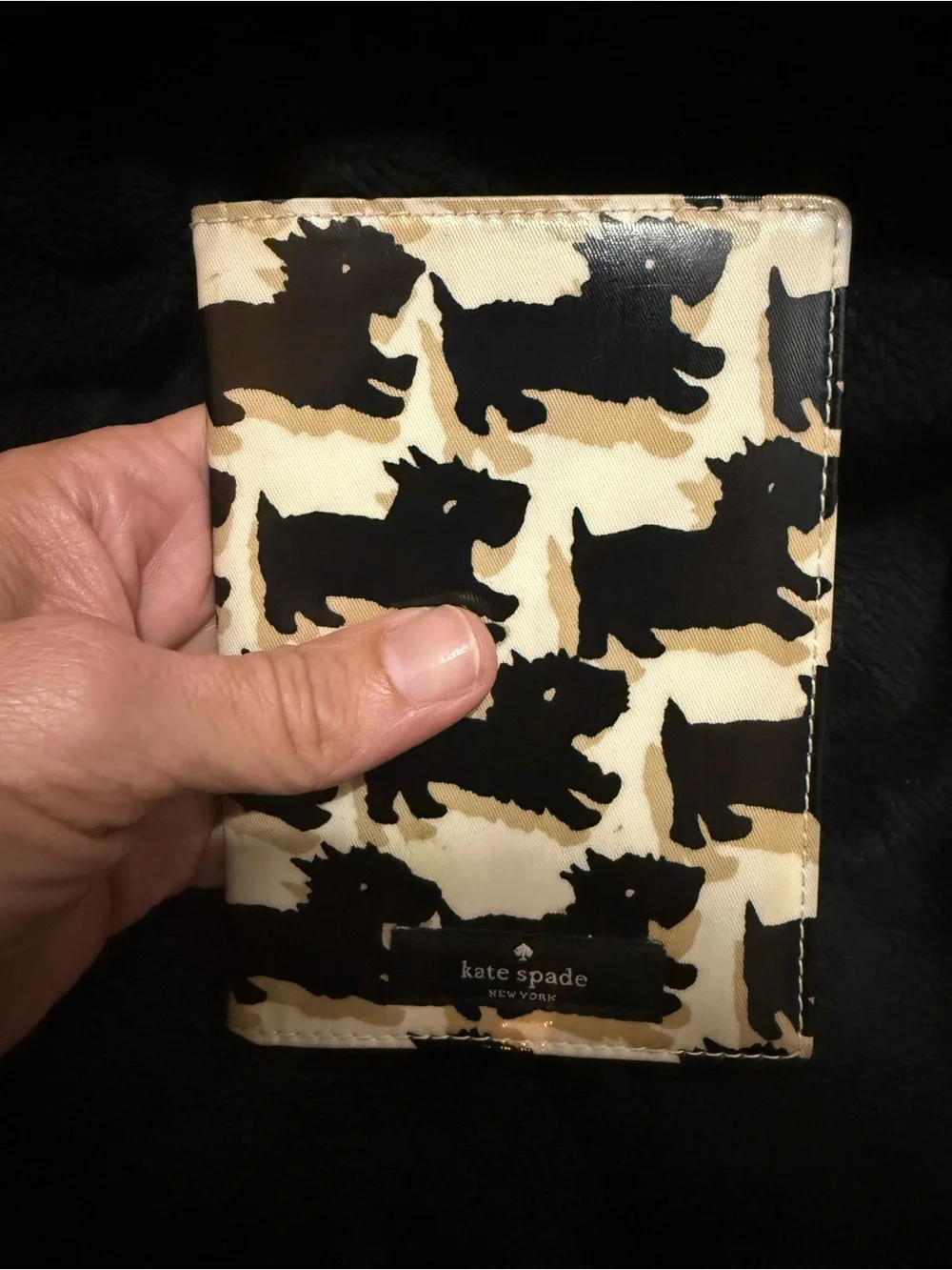 Kate Spade New York -Daycation Scottie Dog Coated Passport Holder / Travel Cover